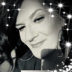 Meet your Posher, Teri